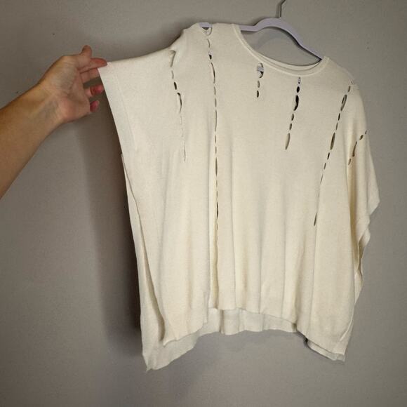 One Grey Day Pruitt Pullover White Distressed Women Size Small NWT - Picture 3 of 9